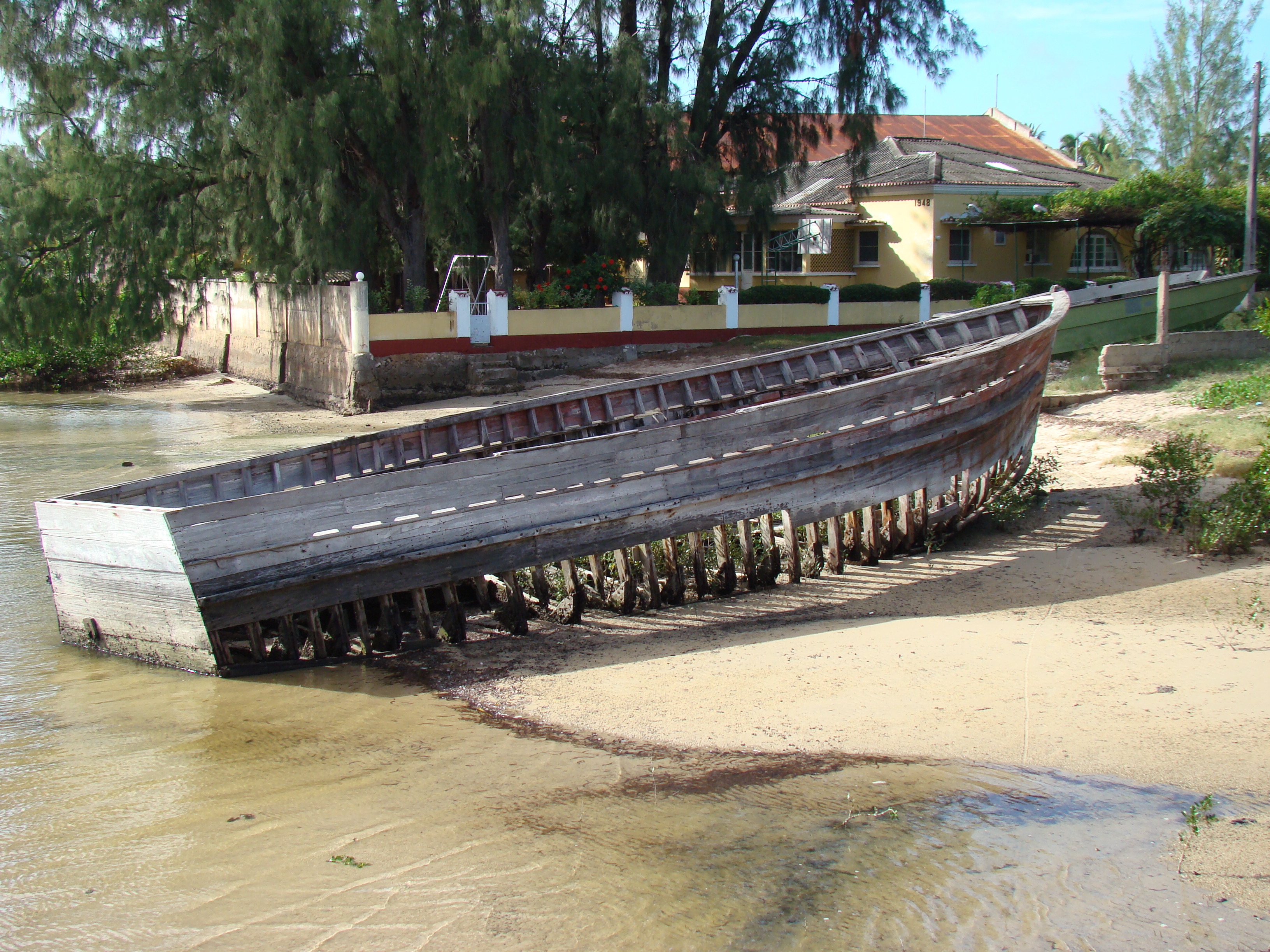 Inhambane  22 05 2010 A Maherry CSIR DSC04114