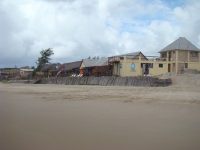 Inhambane Tofo  22 05 2010 A Maherry CSIR DSC04195