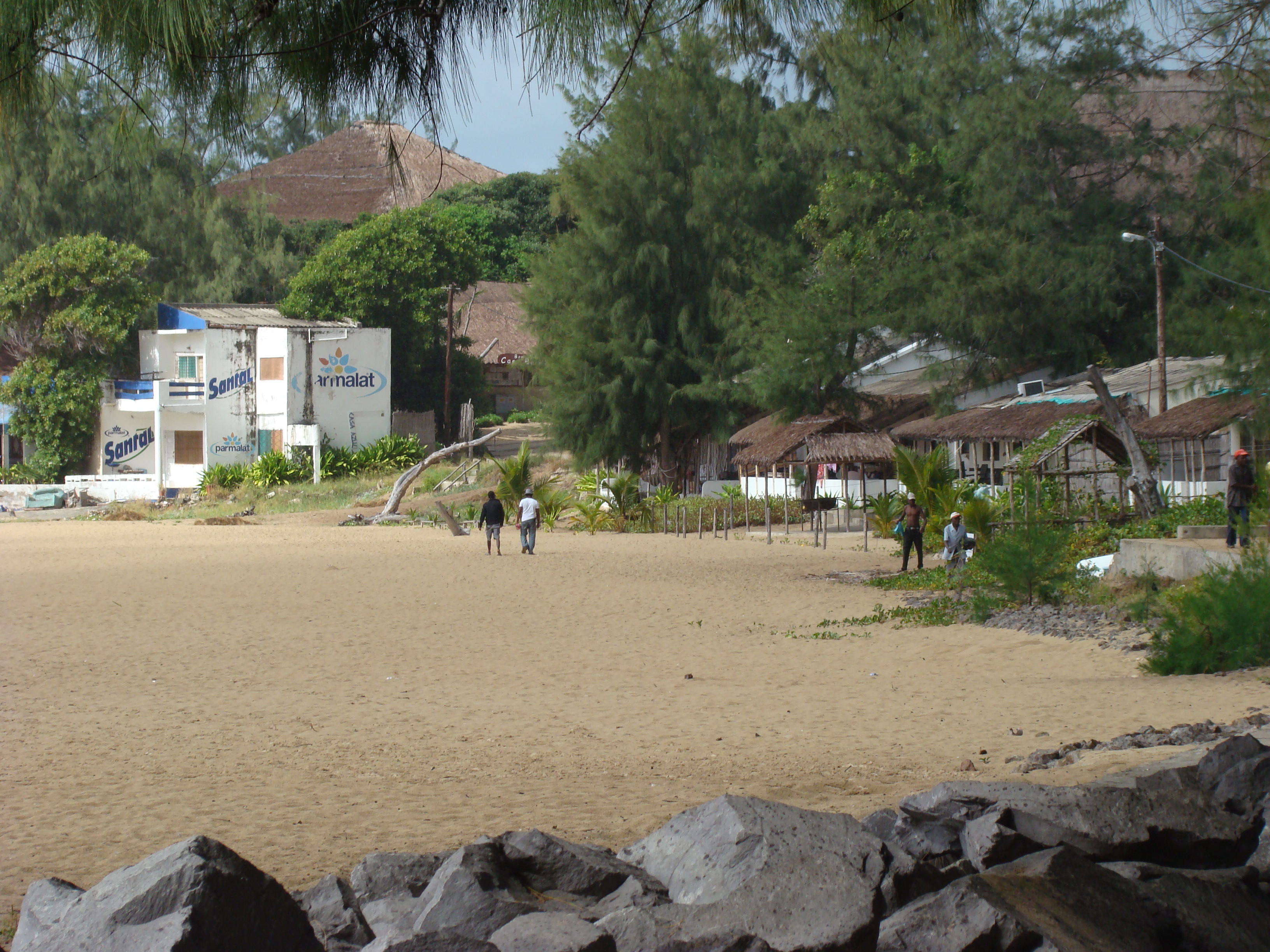 Inhambane Tofo  22 05 2010 A Maherry CSIR DSC04225